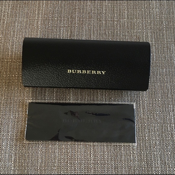 Burberry Accessories - Burberry Sunglass Hard Case And Branded Cloth